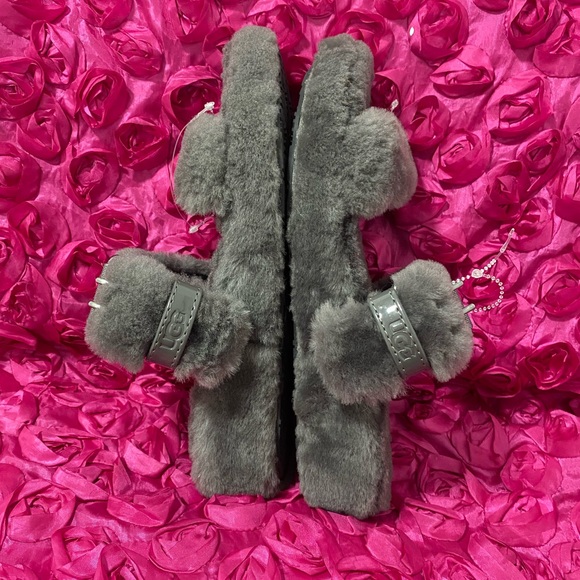 Ugg slippers sandals - Picture 3 of 6